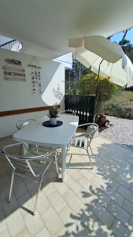 Villa Barbara Fra I Pini Lignano Sabbiadoro Esterno foto