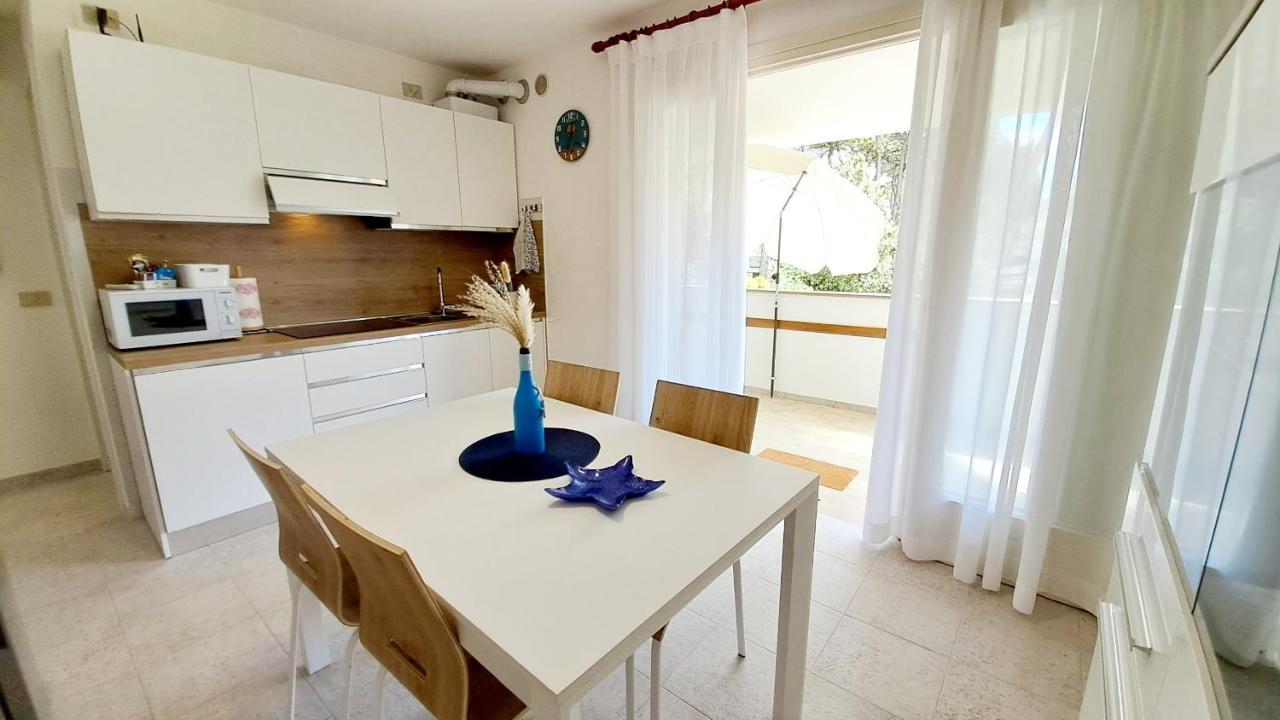 Villa Barbara Fra I Pini Lignano Sabbiadoro Esterno foto