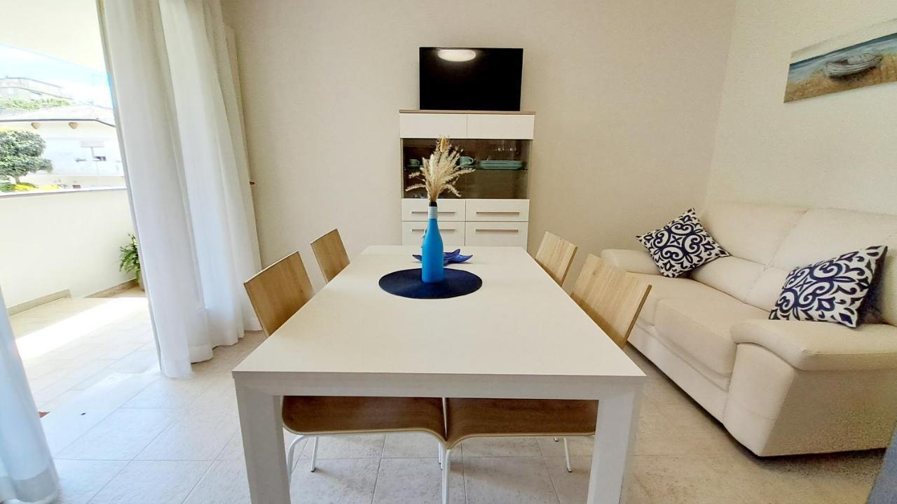 Villa Barbara Fra I Pini Lignano Sabbiadoro Esterno foto