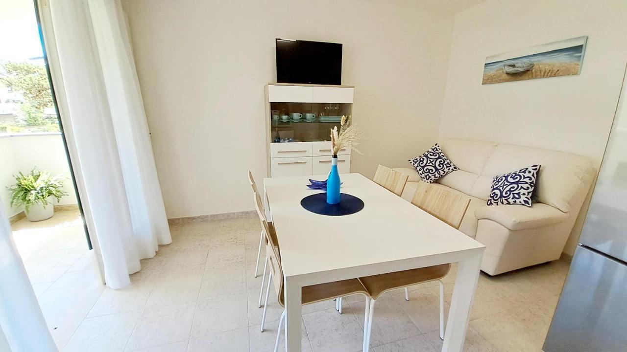 Villa Barbara Fra I Pini Lignano Sabbiadoro Esterno foto